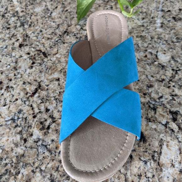 Donald J Pliner Women's Syna Sandals - Picture 6 of 16